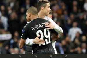 Bercengkerama Sama Mbappe, Ronaldo Positif Covid-19