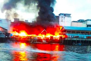 40 Kios, dan 20 Motor Ludes Terbakar