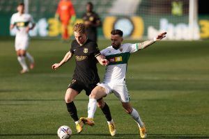 Jong dan Puig Sumbang Kemenangan