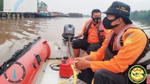 Sampan Terbalik, Warga  Hilang di Sungai Siak