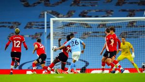 Southampton Bagian Duel Papan Atas