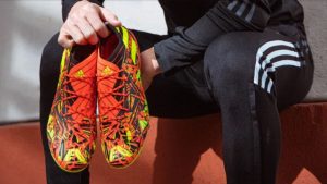Sepatu Khusus Si  Raja Bola Messi