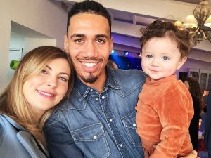 Smalling Dirampok Kawanan Bertopeng
