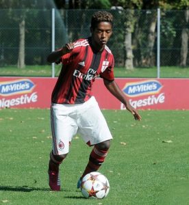 Mantan Pemain Milan Bunuh Diri