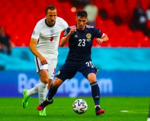 Billy Gilmour Terjangkit Virus Corona