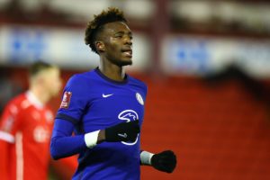 Demi Abraham, Arsenal Korbankan Lacazette