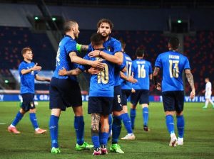 Italia Tampil Beda Melawan Spanyol