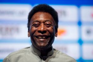 Kondisi Pele Membaik Setelah Sempat Dikabarkan Pingsan Enam Hari
