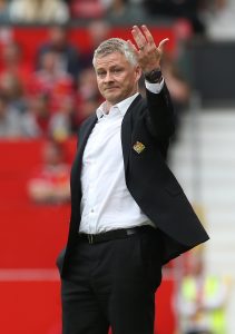 Solskjaer Buka Suara Kenapa CR7 Tidak Masuk Starting Line-up