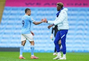 Ikuti Jejak Salah, Abraham Cetak Rekor di Roma