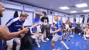 Dalam Kecemasan Degradasi Burnley dan Leeds Masalahkan Everton