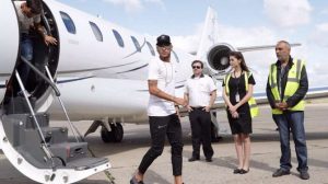 Pulang Liburan dari Las Vegas, Jet Neymar Mendarat Darurat