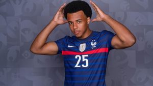 Kounde Ambyar, eh Dua Bek Chelsea Pindah Pula