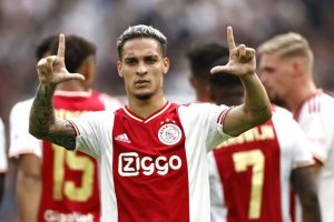 MU Ingin Buat Tawaran Menggiurkan Ajax