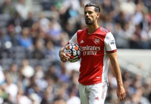 Pemain Bintang Arsenal Ditikam di Carrefour