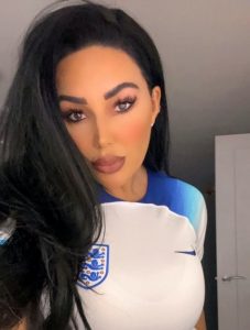 Si Ratu Seksi Jadi Fans Berat Inggris