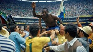 Raja Pele Tutup Usia