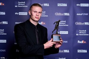 Erling Haaland Dapat Penghargaan FWA