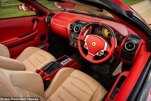 Ferrari Bekas Pemain Bola Dijual Rp.496 Juta
