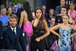Bekcham Nangis Lihat Messi, Kardashian Berswafoto