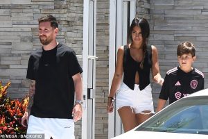 Messi Pulang ke Rosario Usai Gagal Pertahankan Gelar Piala Dunia