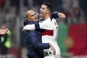 Ronaldo Pilih Pelesiran dan Absen Bela Timnas Portugal
