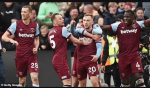 West Ham Tekuk Southampton 2-4, The Hammers Melaju ke Putaran Ketiga