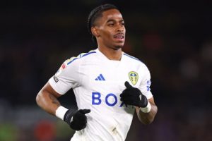 Nyalip Chelsea, Brighton Tawar Pemain Leeds £30 Juta