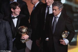Mourinho Akui Messi Tetap Lebih Baik dari Ronaldo