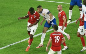 Dokter Perkirakan Mbappe Absen Sampai Babak Grup