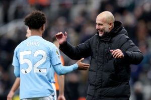 Manchester City Korbankan Bobb Demi Semenyo