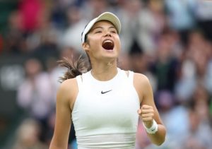 Emma Kalahkan Navarro di Miami Open