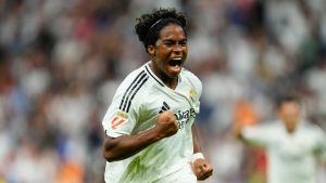 Fiorentina Paksa Real Madrid Berbagi Skor 2-2, Debut Espí Nyaris Berbuah Gol
