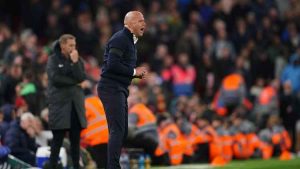 Liverpool Oleng Dihantam Cedera: Slot Frustrasi, £200 Juta Menguap di Ruang Perawatan