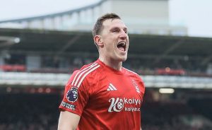 Chris Wood Kembali, Forest Dapat Suntikan Tenaga Jelang Duel di Porto