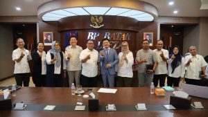 Investor Korea Selatan Minat Bangun Industri Recycle Minyak Bekas Pertama di Batam