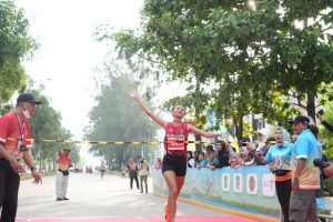Ribuan Pelari Meriahkan Event Lari 10K di Batam, Gaungkan Sport Tourism