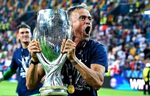 Trofi FIFA di Tangan Enrique, Target Keenam Bersama PSG Menanti