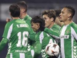 Betis Rebut Maksimir dengan Gemuruh dan Tanpa Ampun