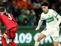 Main dengan 10 Orang, Elche Libas Rayo 4-0