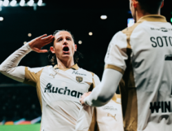 Pesta Gol di Bollaert, Lens Singkirkan Feignies Aulnoye dan Kembali ke Singgasana Ligue 1