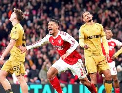 Paul Merson Kirim Sinyal Bahaya: Arsenal Tak Terhentikan!