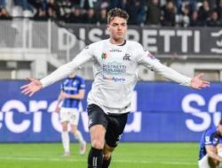 Lazio Datangkan Daniel Maldini