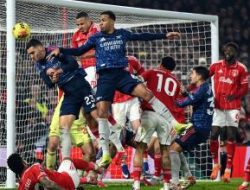 Hadiah dari United Terbuang! Arsenal Gagal Memberi Pukulan Mematikan