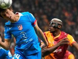 Gol Bunuh Diri Llorente Selamatkan Galatasaray, Atlético di Ujung Tanduk