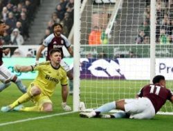 Forest dan Villa Menang dengan Menyala