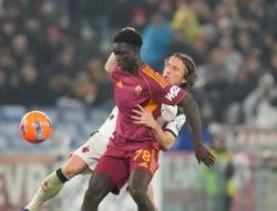 Roma Menolak Kalah, Milan Gigit Jari, Giallorossi ke Posisi Tiga