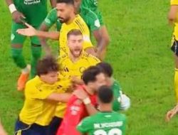 Al Nassr Tumbang, João Félix Terlibat Insiden Tamparan