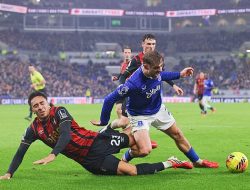 Everton Terpeleset di Kandang, Mimpi Eropa Kian Menjauh