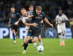 Como Singkirkan Napoli Coppa Italia